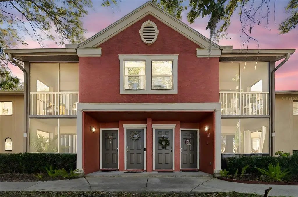 5754 Baywater Drive, TAMPA