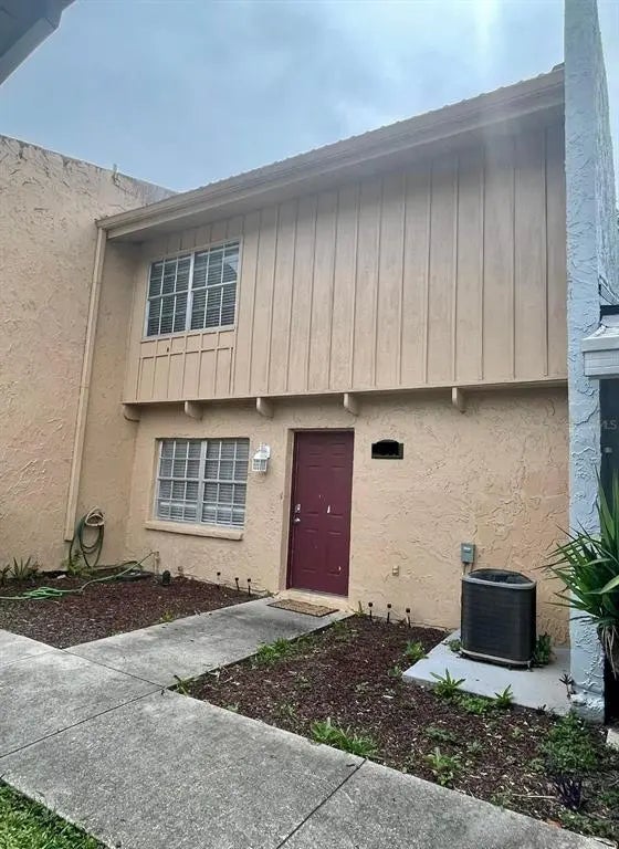 4967 Steel Dust Lane, LUTZ