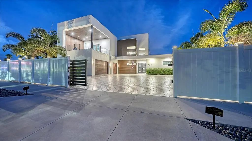 1960 Boyce Street