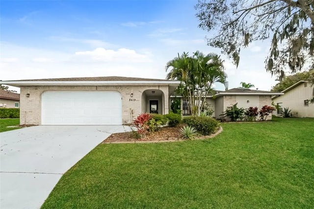 8419 Brandeis Circle E, SARASOTA