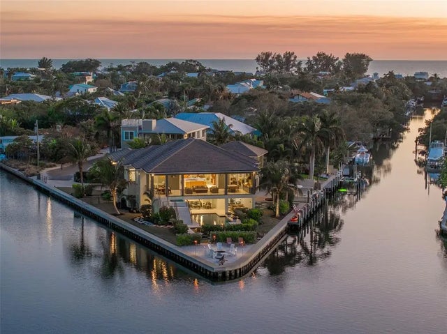 242 Oak Avenue, ANNA MARIA