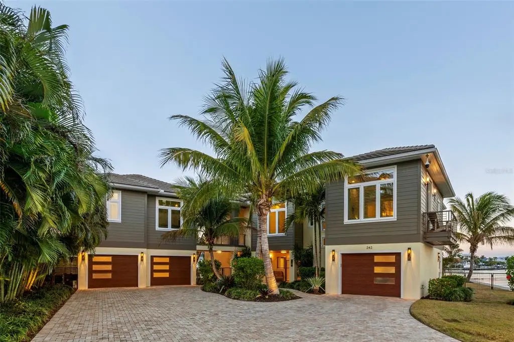 242 Oak Avenue, ANNA MARIA