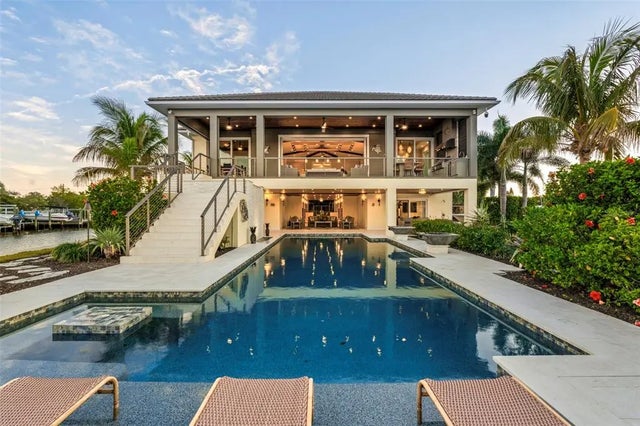 242 Oak Avenue, ANNA MARIA