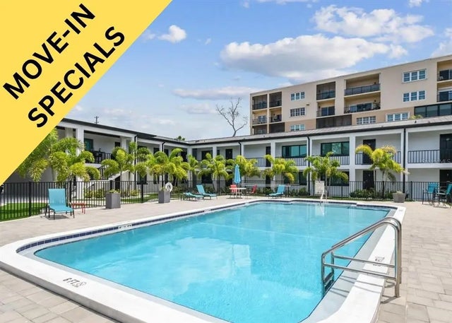 2942 W Bay Drive 16, BELLEAIR BLUFFS