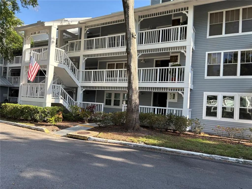 2511 2511 Dolly Bay Drive 102, PALM HARBOR