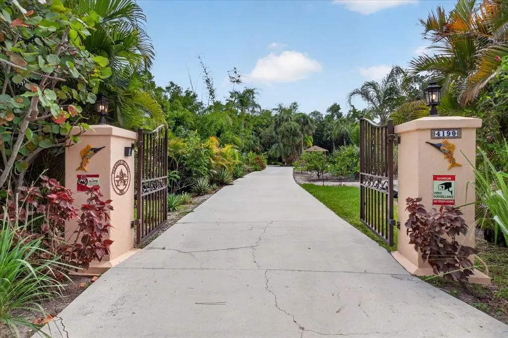 4190 Strombus Road, VENICE