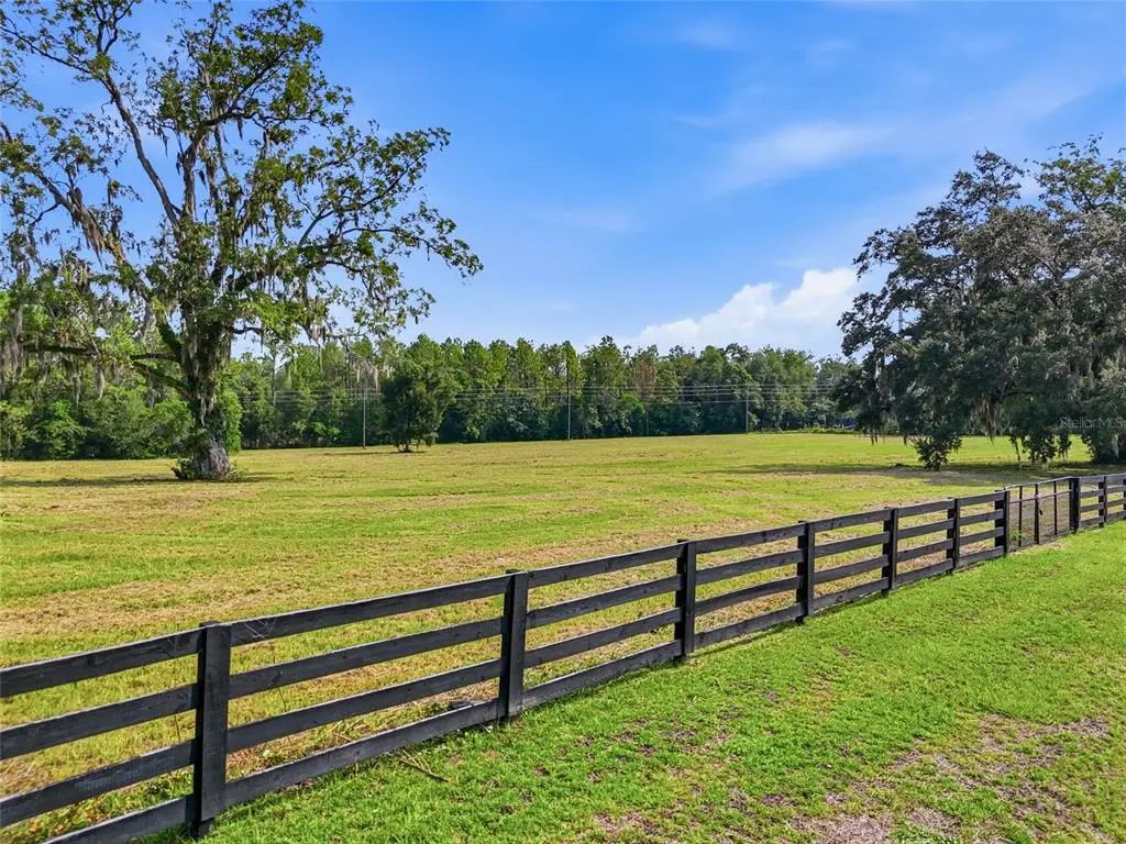 14502 Nw 132nd Place, ALACHUA