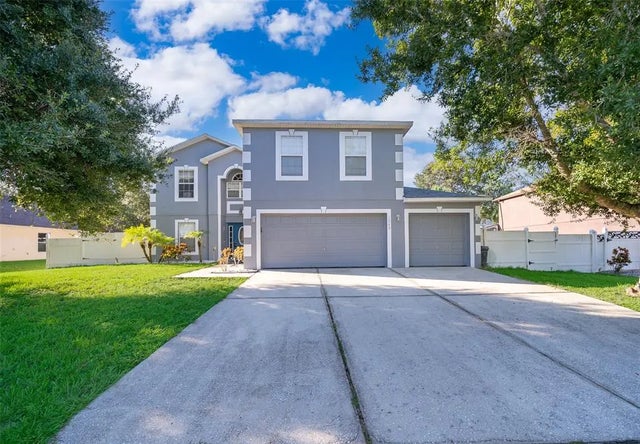 1040 Tawny Eagle Drive, GROVELAND