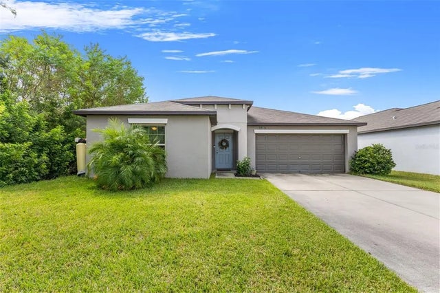 3802 Daisy Bloom Place, TAMPA