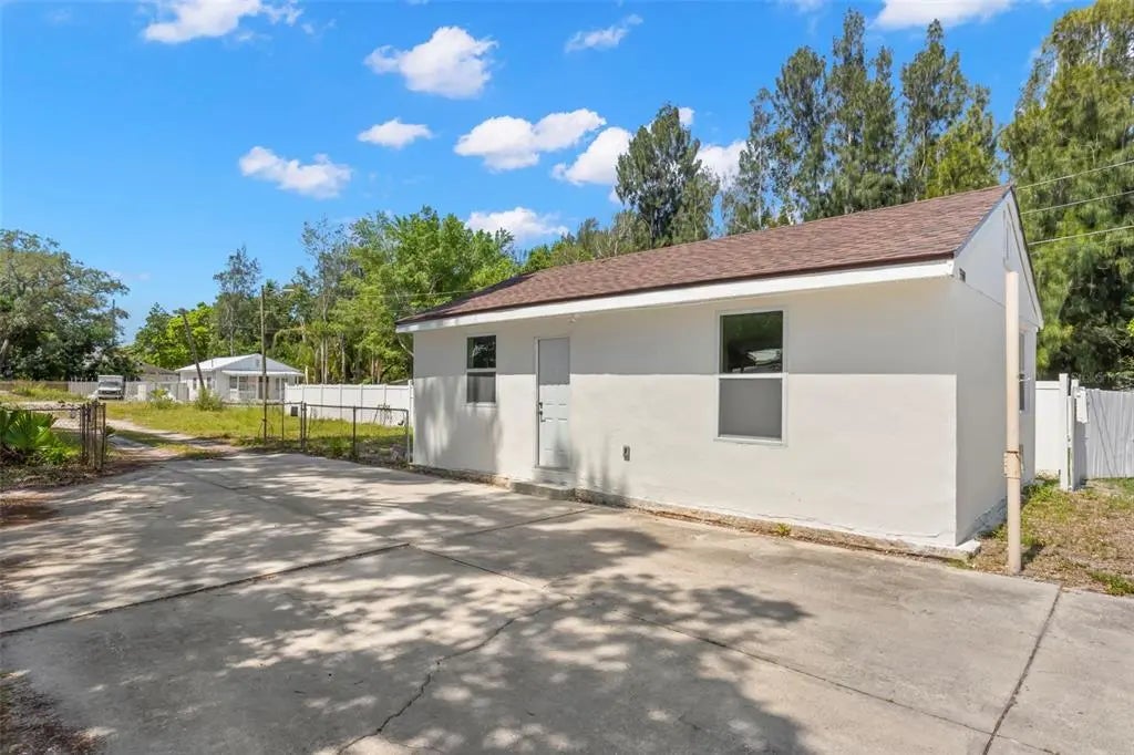 3300 70th Avenue N, ST PETERSBURG