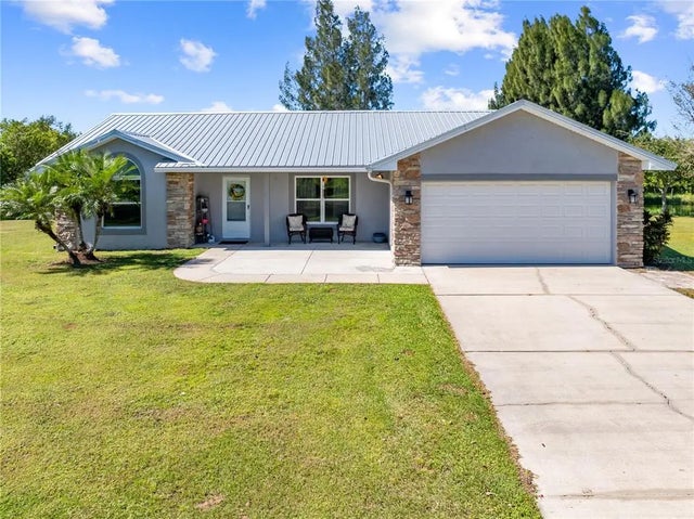 3198 Cherokee Road, ST CLOUD