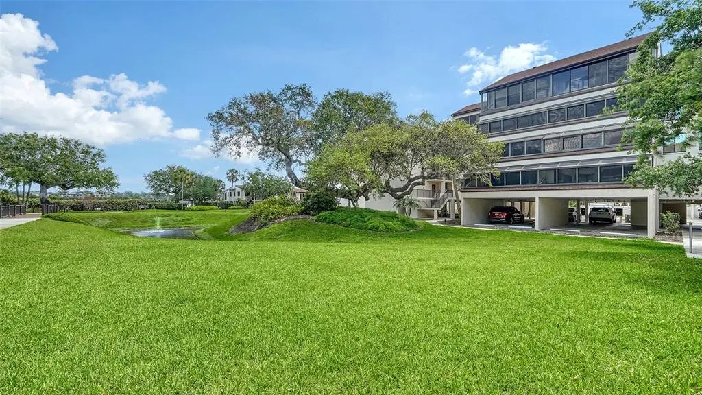 6267 Midnight Pass Road 306