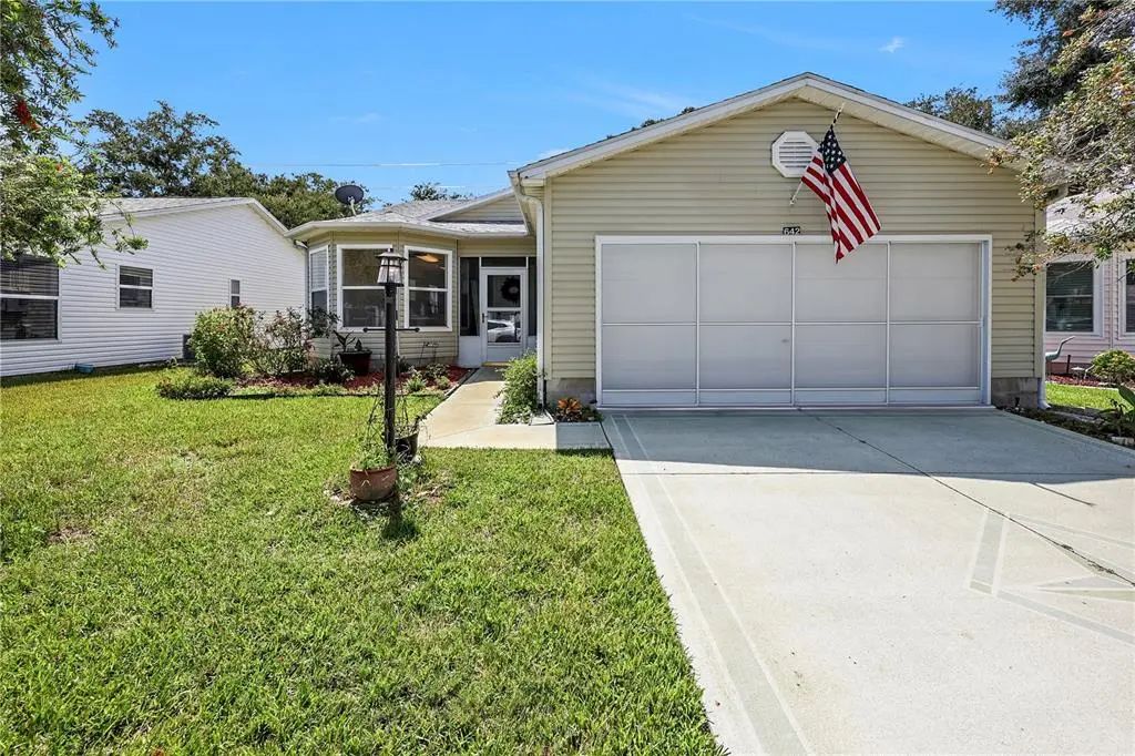 642 Glen Oaks Drive, LEESBURG