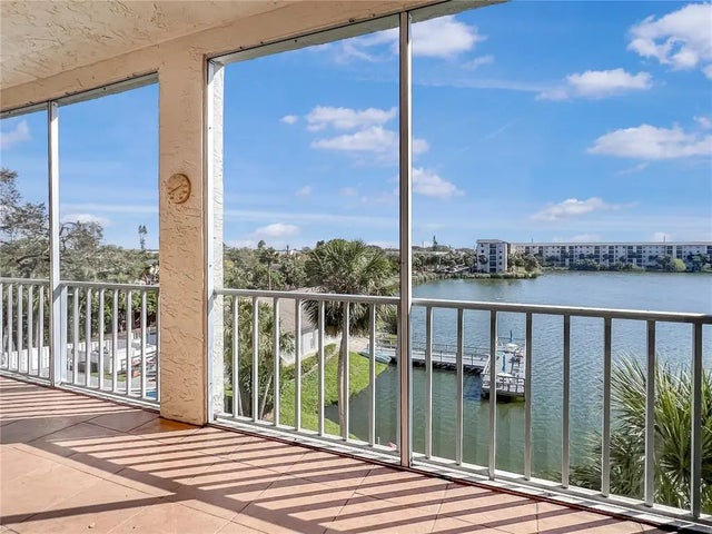 3424 Lake Bayshore Drive 405 Building P, BRADENTON