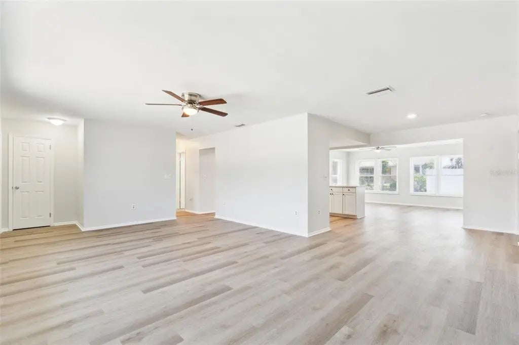 Gulf Shores Realty: 14 1383be62ad36b16189345e4a3dcea62e l