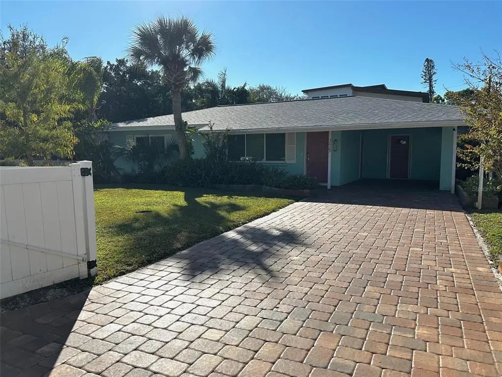 3605 Iroquois Avenue, SARASOTA