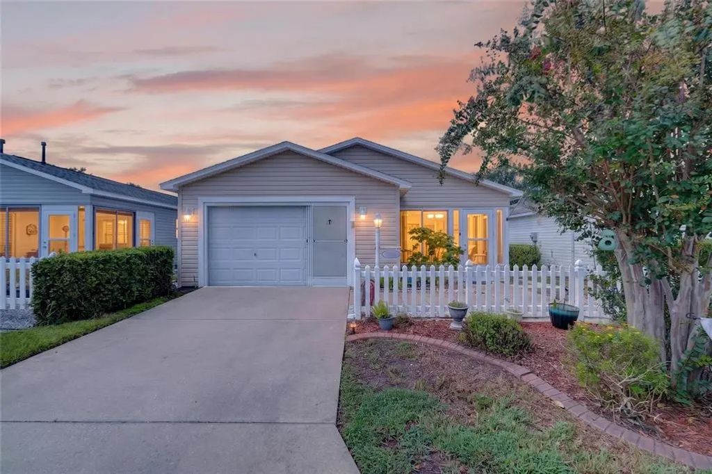 17458 Se 82nd Roslyn Court, THE VILLAGES