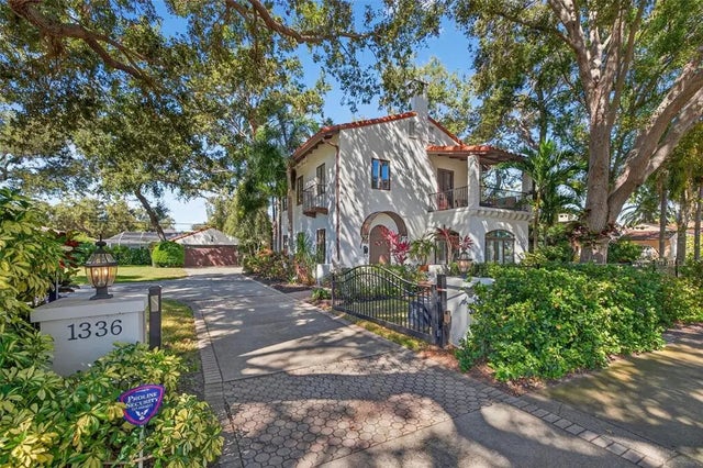 1336 Indian Rocks Road, BELLEAIR