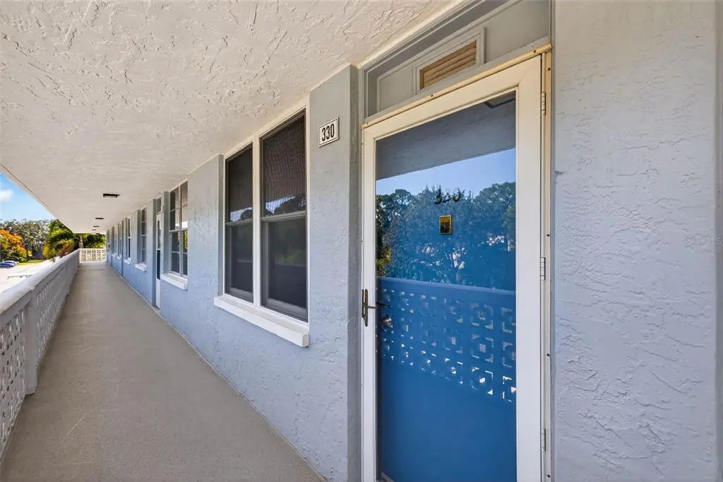 4880 Locust Street Ne 330, ST PETERSBURG