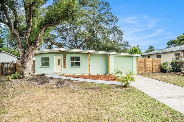 9511 N Willow Avenue, TAMPA