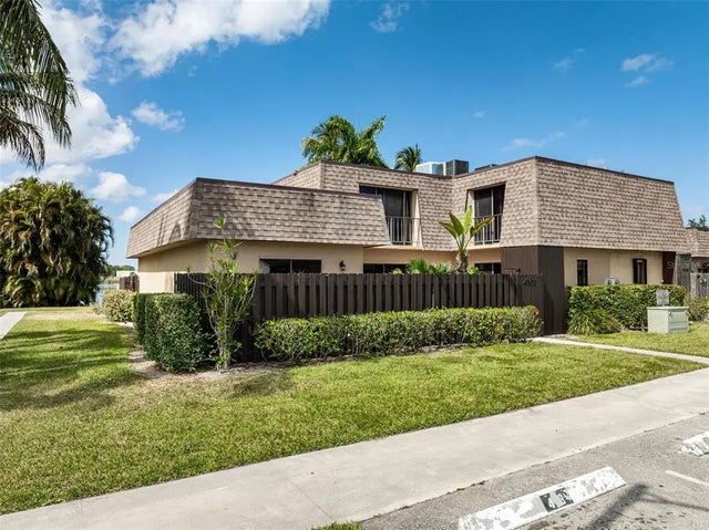 4102 Waterview Circle, PALM SPRINGS