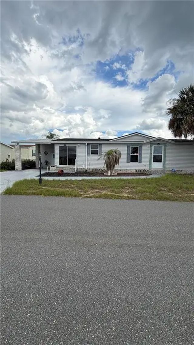 747 Island Street, DAVENPORT