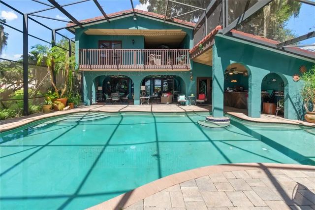 1019 W Lake Eloise Terrace, WINTER HAVEN