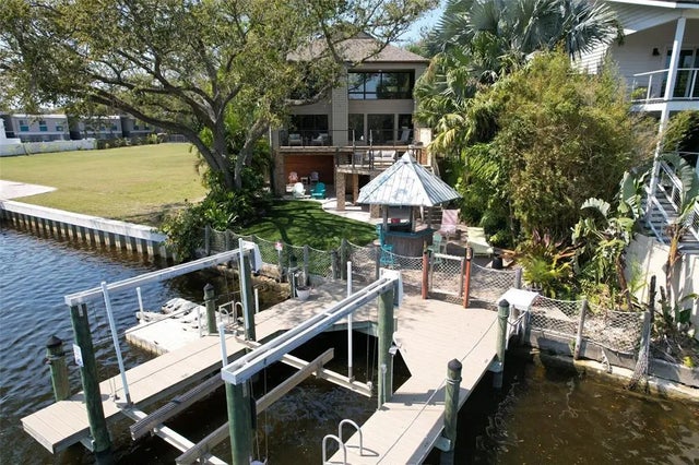 4035 N River View Avenue, TAMPA