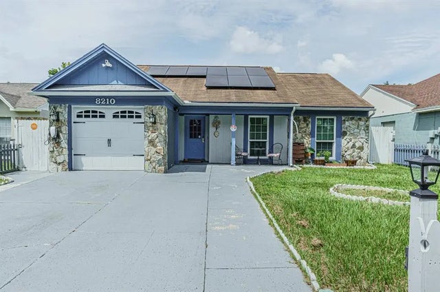 8210 Clermont Street, TAMPA