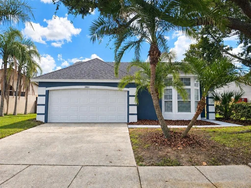 2911 Dickens Circle, KISSIMMEE