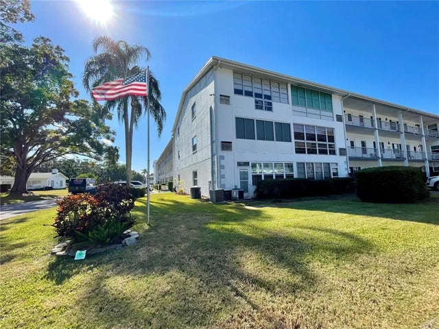 400 Glennes Lane 108, DUNEDIN