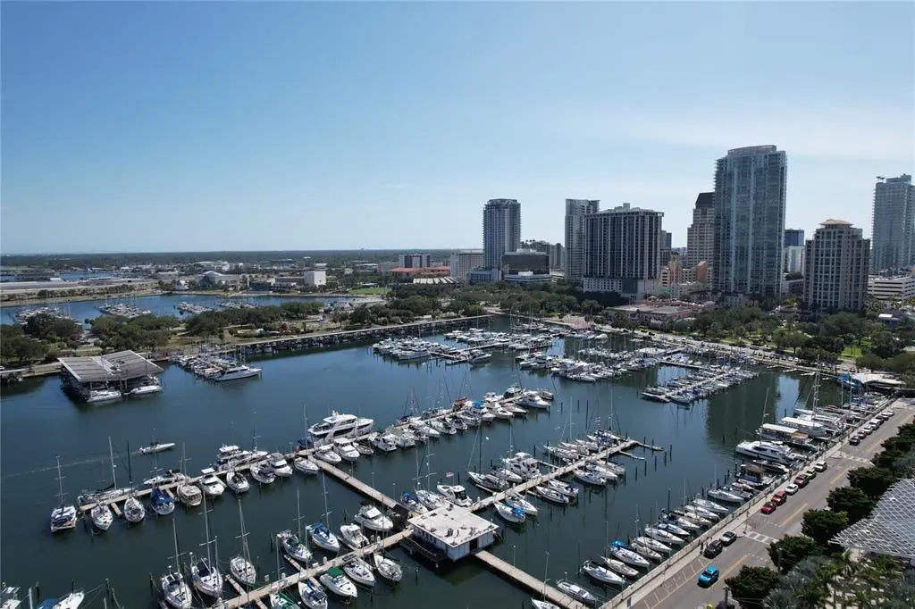 1137 Highland Street S, ST PETERSBURG