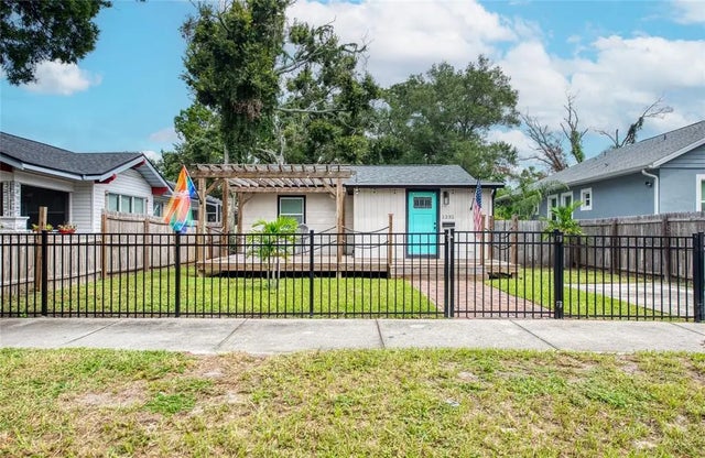 1231 12th Avenue S, ST PETERSBURG