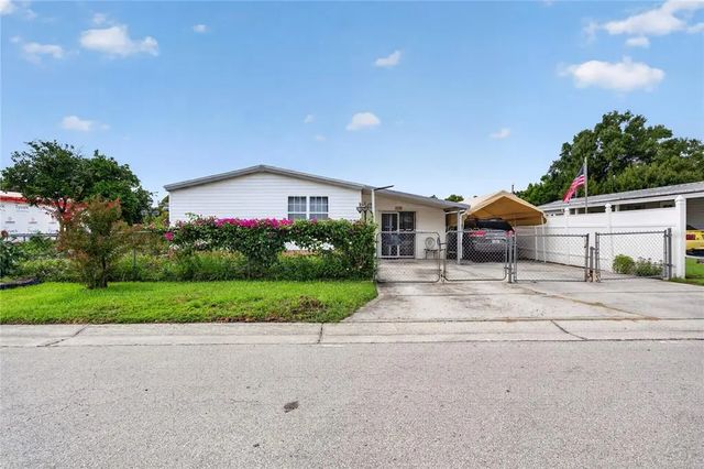 2558 Mcintosh Drive, LAKELAND