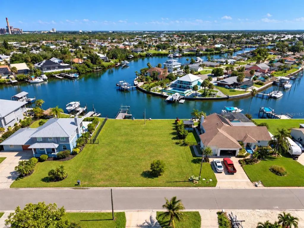 753 Gran Kaymen Way, APOLLO BEACH