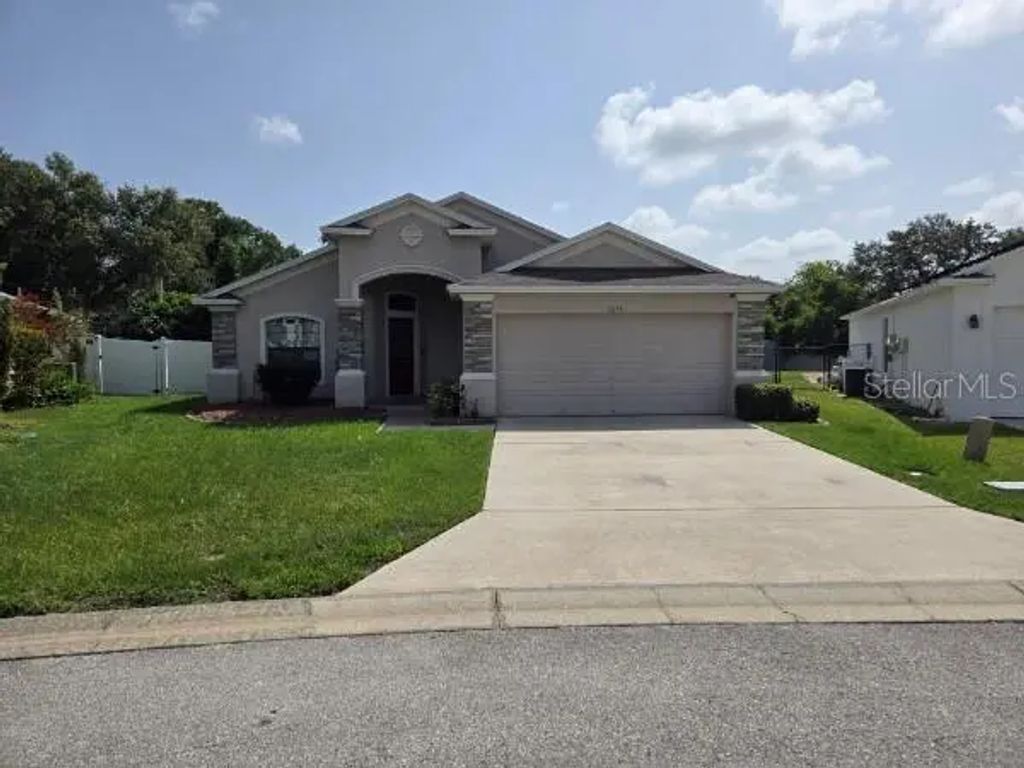 2235 Lakeridge Drive, WINTER HAVEN