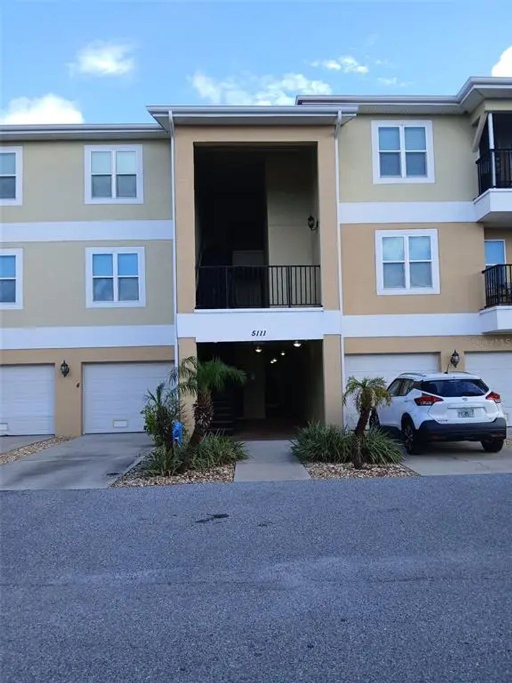 5111 Royal Palms Way 202, NEW PORT RICHEY