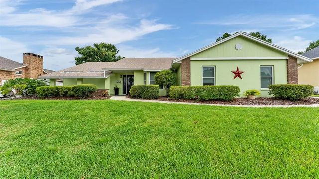 4765 Highlands Place Circle, LAKELAND