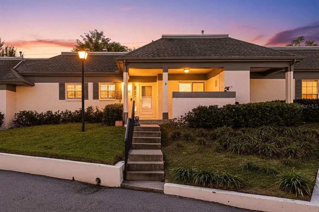 1333 N Mcmullen Booth Road 1333, CLEARWATER