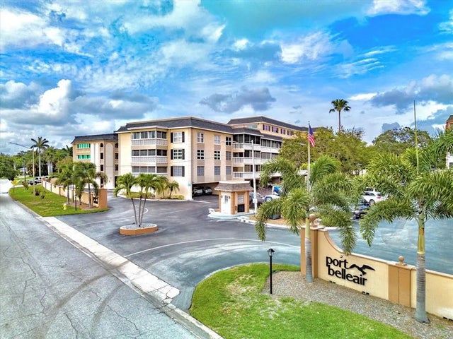 139 Bluff View Drive 405, BELLEAIR BLUFFS