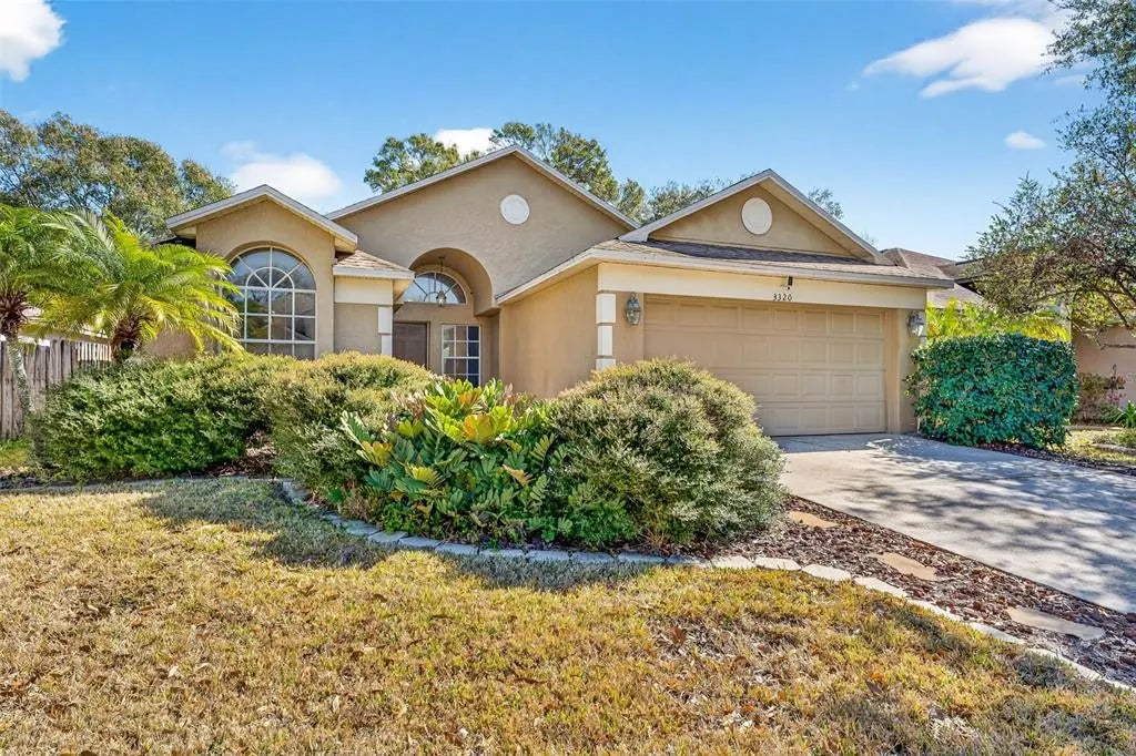 3320 Manor Cove Circle, RIVERVIEW