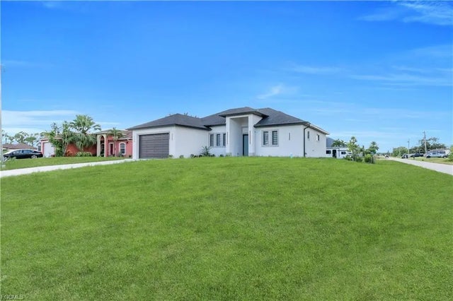 2900 Bruce Avenue S, LEHIGH ACRES