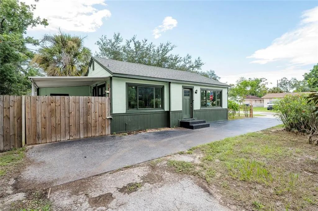 1700 Trotter Road, LARGO