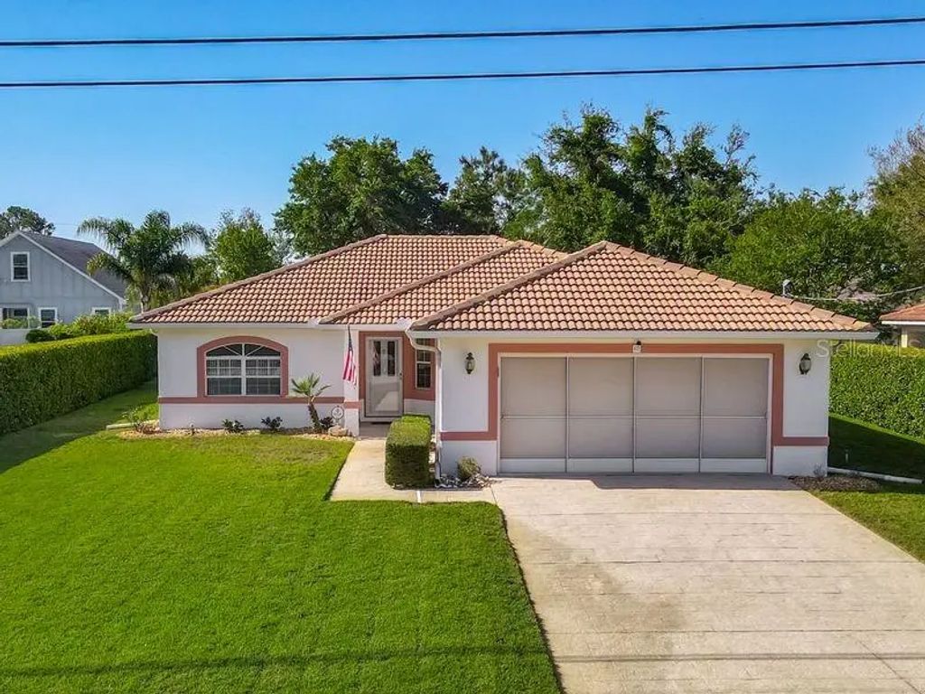 60 Rolling Sands Drive, PALM COAST