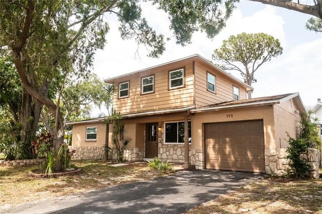 771 Murphy Avenue N, ST PETERSBURG