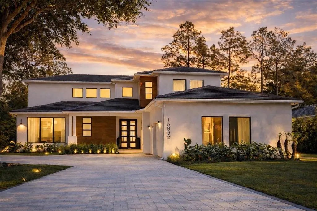 Photo of Listing #O6388325