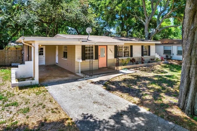 6490 34th Avenue N, ST PETERSBURG