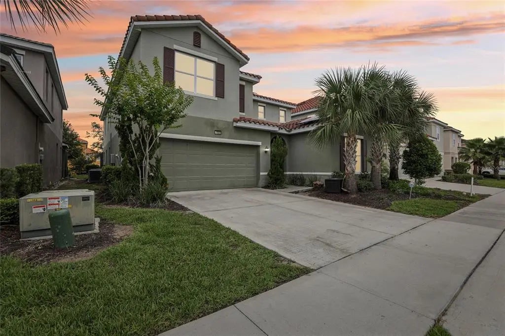 7033 Oakwood Street, DAVENPORT