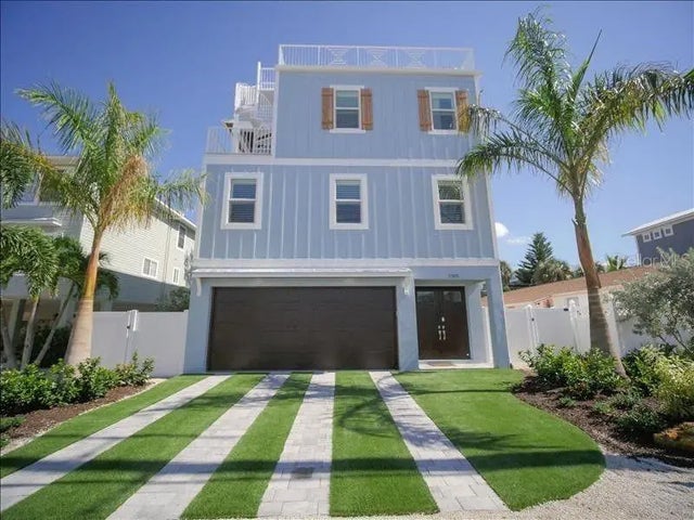 2305 Avenue C, BRADENTON BEACH