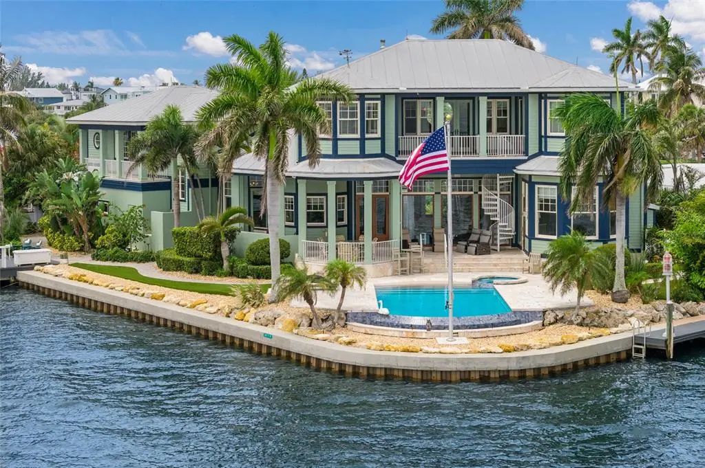 522 Bayview Drive, HOLMES BEACH